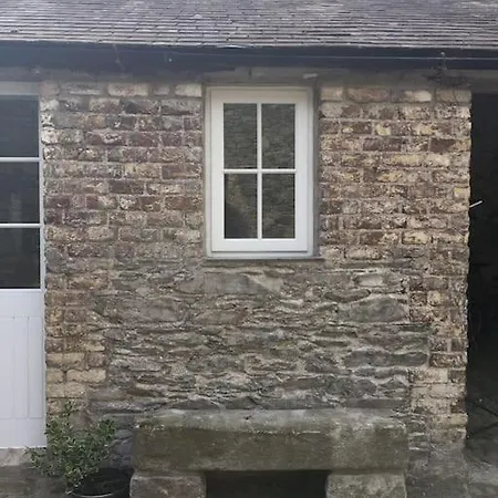 The Courtyard At Moone